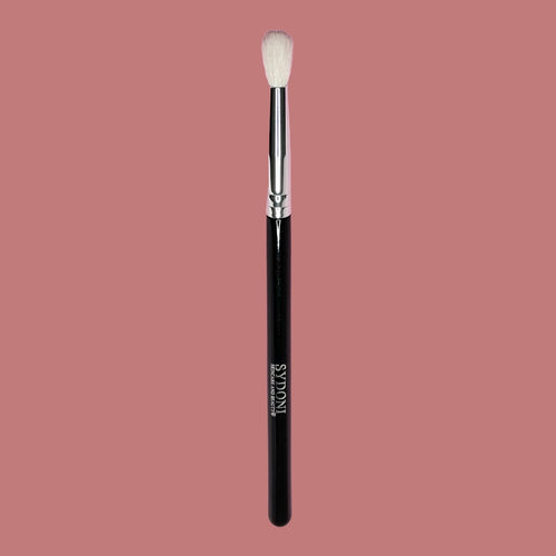 PETITE EYESHADOW BLENDER BRUSH GOAT HAIR