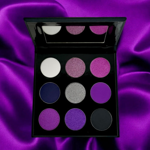 REIGN EYESHADOW PALETTE